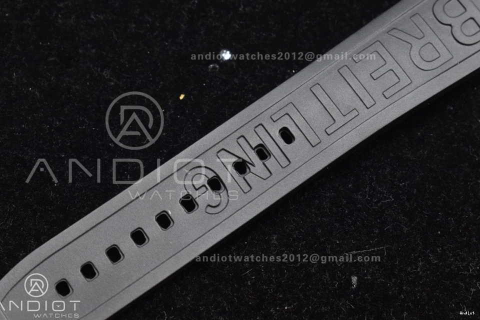 A2824 Bezel TF and Rubber Black On with 44 Dial Yellow Black Rehaut Edition 1:1 Superocean Strap Best Automatic 1128